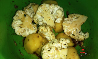 маринуем картофель и белокочанную капусту