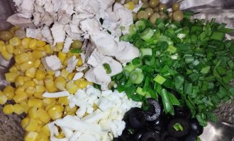 ингредиенты для салата с курочкой